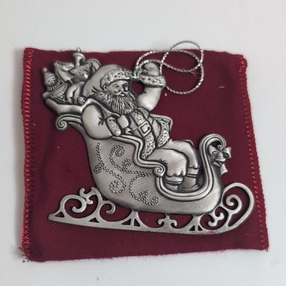 Vintage 1995 “ST. NICHOLAS” Pewter Ornament By Avon - Picture 1 of 3